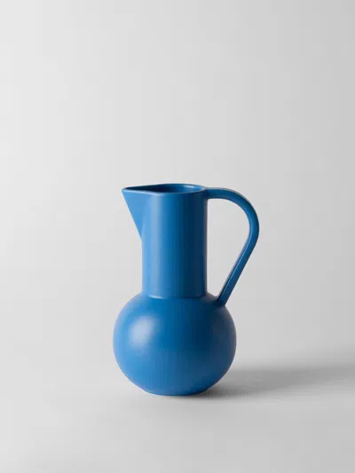 Raawii Vases Lifestyle  In Blue