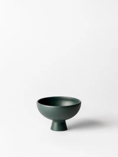 Raawii Vases Lifestyle  In Gray