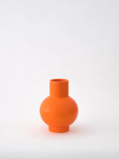 Raawii Vases Lifestyle  In Orange