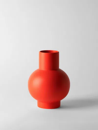 Raawii Vases Lifestyle  In Orange