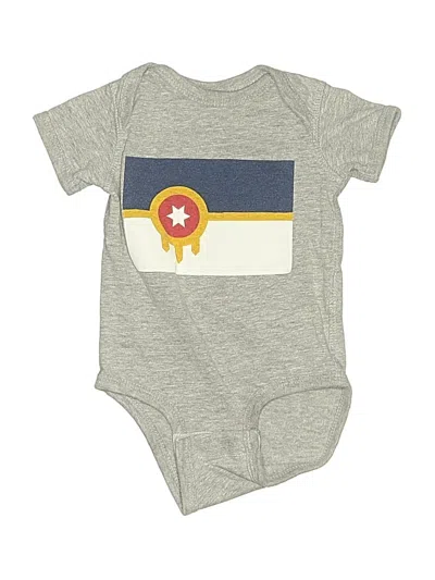 Pre-owned Rabbit Skins Babies' Short Sleeve Onesie In Gray