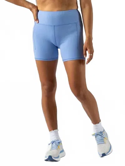 Rabbit Speed Leggy High Rise Shorts In Cornflower In Blue