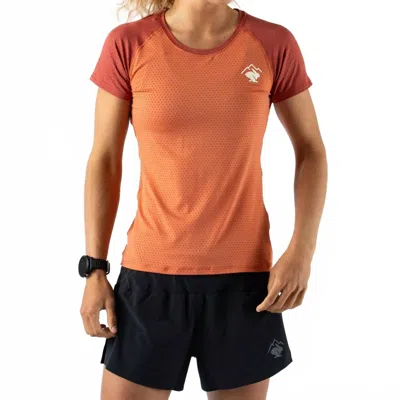 Rabbit Women's Ez Perf Short Sleeve Trail Tee In Langostino In Orange