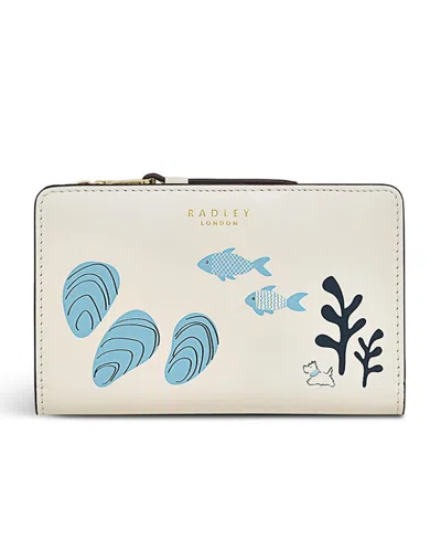 Radley London Sea Swimming Medium Bifold Wallet In Chalk