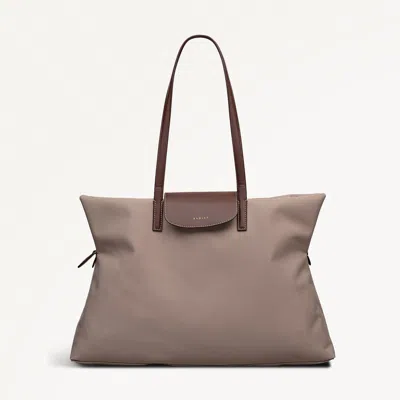 Radley London Womens Pocket Essentials Medium Ziptop Tote - Beige Medium In Sand