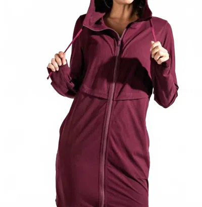 Rae Mode Long Hooded Active Jacket In Cassis In Burgundy