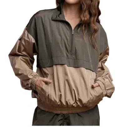 Rae Mode Piper Half Zip Parachute Pullover Jacket In Camel/olive In Brown