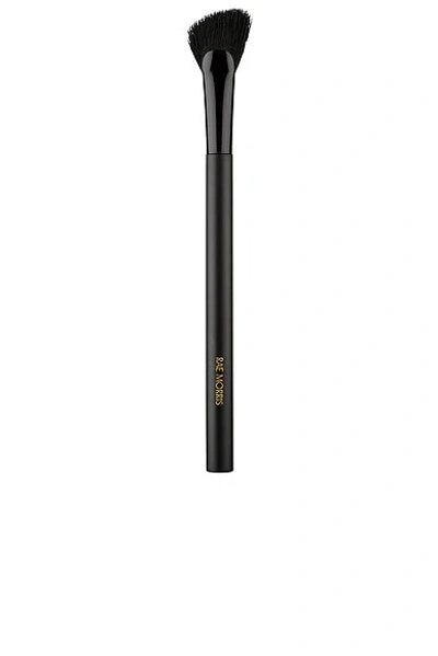 Rae Morris Fan Highlighter Brush In N,a