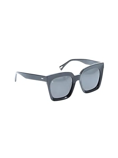 Pre-owned Raen Sunglasses In Gray