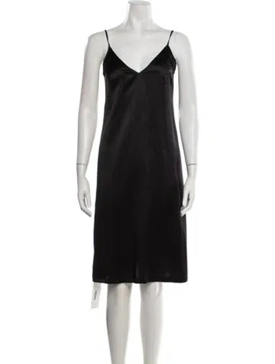 Pre-owned Raey V-neck Midi Length Dress In Black