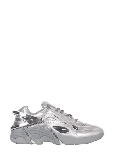 Raf Simons Cylon-21 Trainers In Silver
