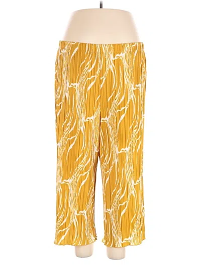 Pre-owned Rafaella Casual Pants In Yellow