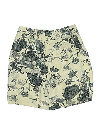 Pre-owned Rafaella Shorts In Ivory