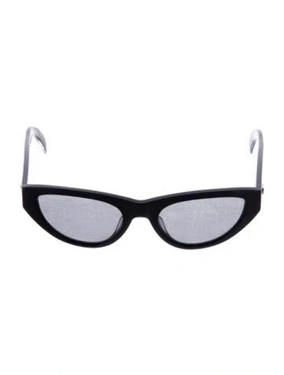 Pre-owned Rag & Bone Cat-eye Tinted Sunglasses In Black