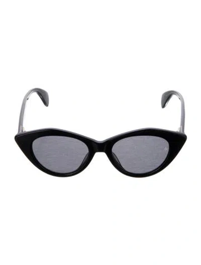 Pre-owned Rag & Bone Cat-eye Tinted Sunglasses In Black