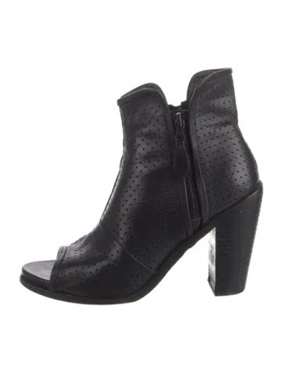 Pre-owned Rag & Bone Leather Lasercut Accents Boots In Black