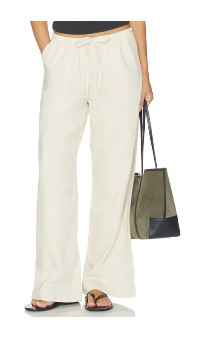 Rag & Bone Ultra Featherweight Clare Jeans In Neutral