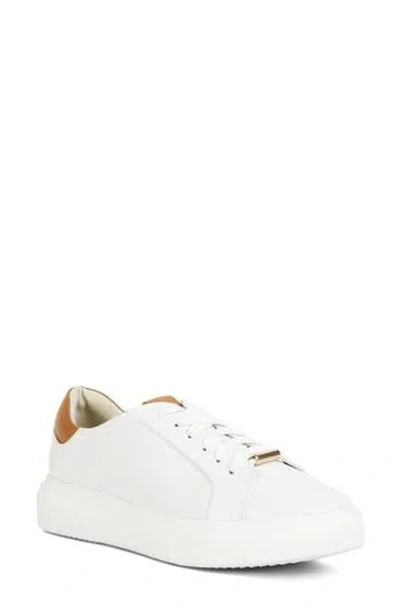 Rag & Co Schick Sneaker In White/tan
