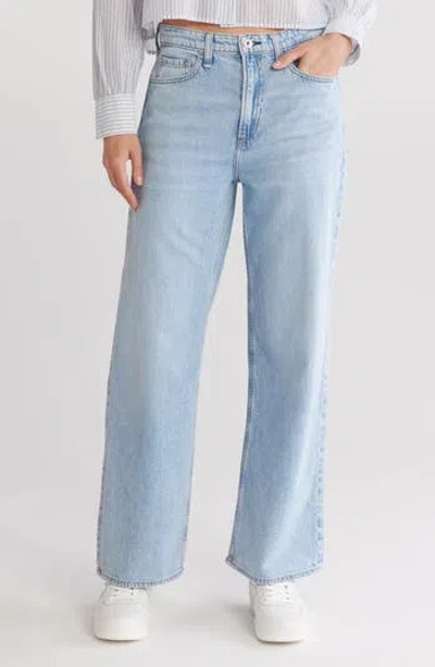 Rag & Bone Featherweight Logan Jeans In Lghtacidws
