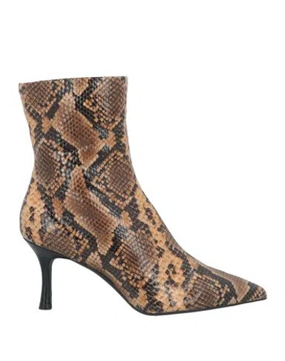 Rag & Bone Woman Ankle Boots Camel Size 7.5 Leather In Beige
