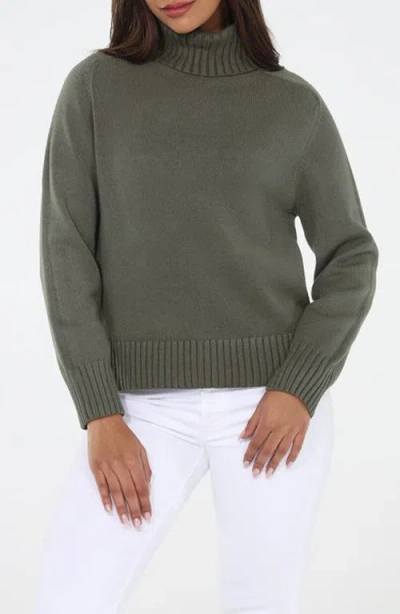 Rain And Rose Turtleneck Sweater In Gray