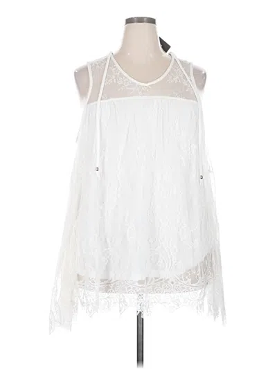 Rain Sleeveless Blouse In White