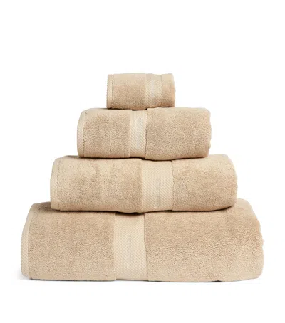Polo Ralph Lauren Avenue Ii Bath Sheet 100cm X 183cm In Beige