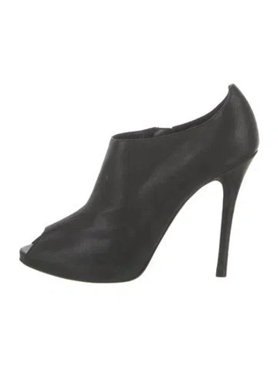Pre-owned Ralph Lauren Leather Pumps In Gray