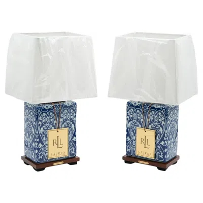 Pre-owned Ralph Lauren Pair Of  Ex Display Blue & White Ceramic Table Lamps (1/2)