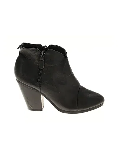 Pre-owned Rampage Ankle Boots In Black
