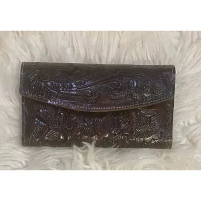 Rancho 515 Women's Tooled Genuine Leather Western Wallet In Brown
