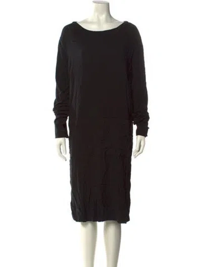 Pre-owned Raquel Allegra Bateau Neckline Knee-length Dress In Black