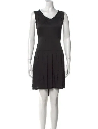 Pre-owned Raquel Allegra Scoop Neck Knee-length Dress In Black