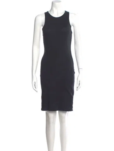 Pre-owned Raquel Allegra Scoop Neck Knee-length Dress In Gray