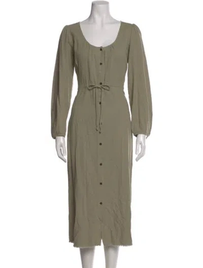 Pre-owned Raquel Allegra Scoop Neck Long Dress In Green