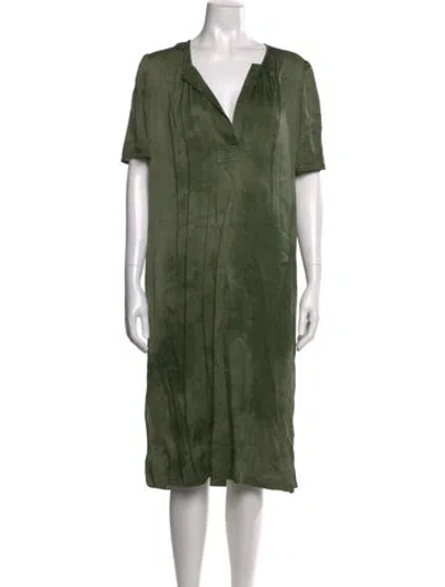 Pre-owned Raquel Allegra V-neck Knee-length Dress In Green