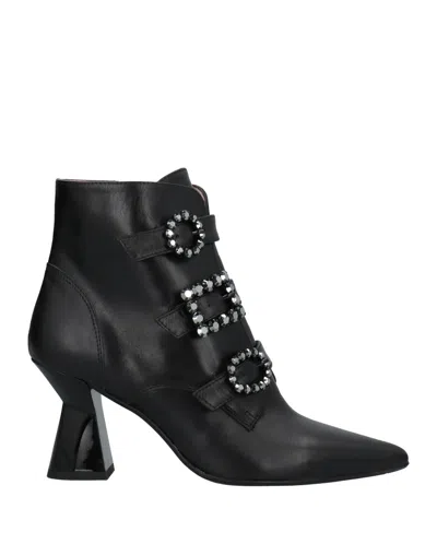 Ras Ankle Boots In Black