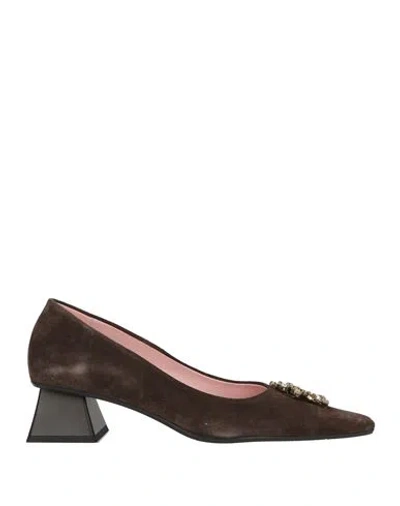 Ras Woman Pumps Dark Brown Size 7 Leather