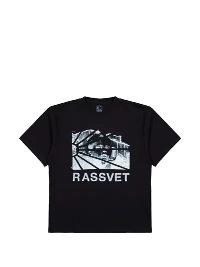 Rassvet Heritage Graphic-print T-shirt In Black