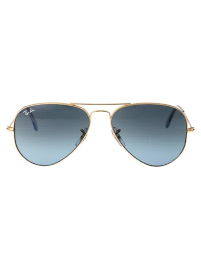 Ray Ban Aviator Sunglasses In 001/3m Gold