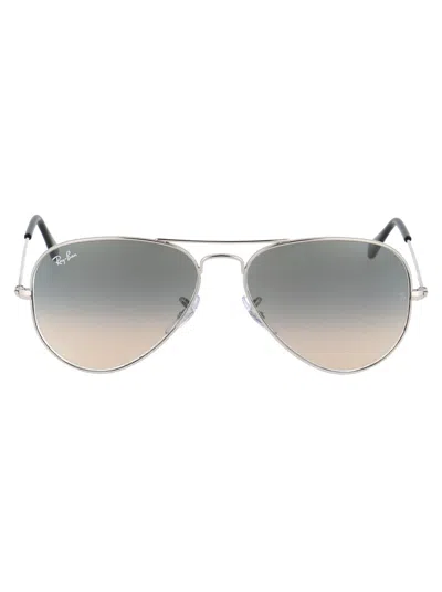 Ray Ban Aviator Sunglasses In 003/32 Silver