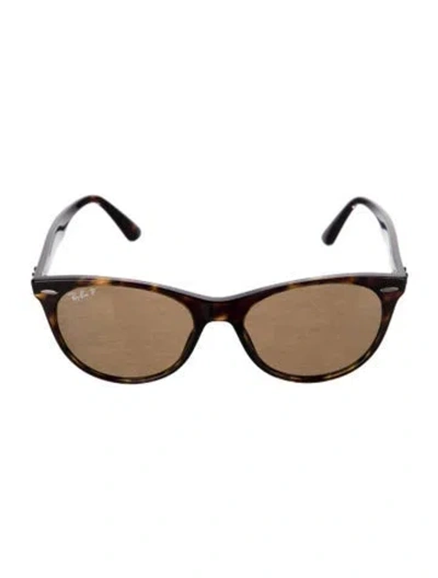 Pre-owned Ray Ban Cat-eye Tinted Sunglasses In Brown