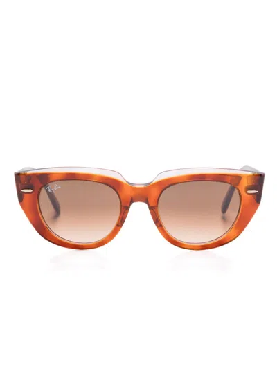 Ray Ban Doreen Sunglasses In ブラウン