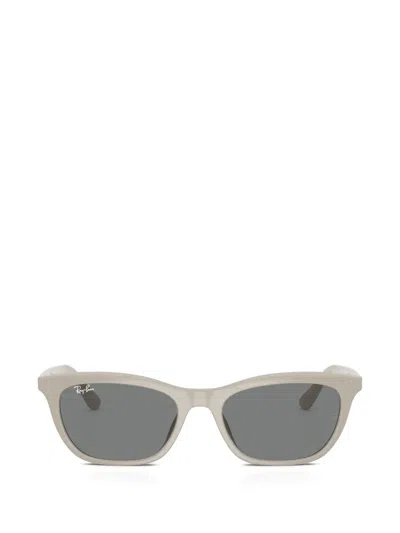 Ray Ban Geometric-frame Sunglasses In Gray