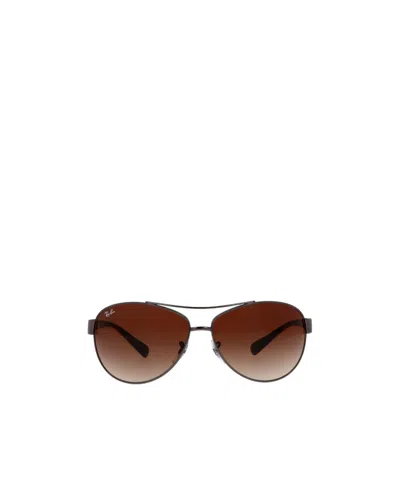 Ray Ban Logo Sunglasses In Gold