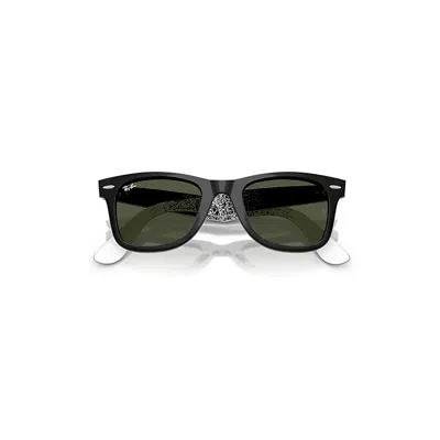 Ray Ban Original Wayfarer Disney Mickey & Minnie Mouse Pixelated Sunglasses Black With Internal White Pixel