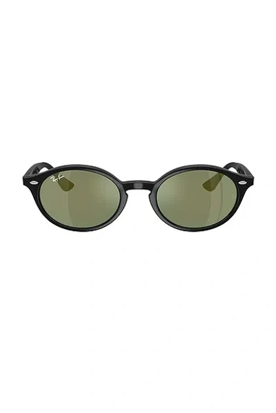 Ray Ban Oval Sunglasses In Green