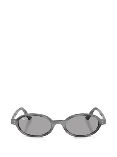 Ray Ban Oval-frame Sunglasses In Gray