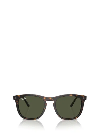 Ray Ban Rb2210 Square-frame Sunglasses In Green