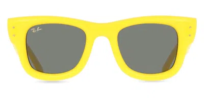 Ray Ban Rb4940 Wayfarer Puffer 683087 Occhiali Da Sole Gialli Per Uomo In Yellow